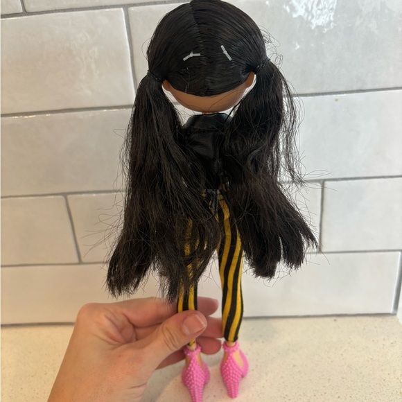 BRATZ Jade Doll  I Love Stripes Leather Jacket Toy Girls Kids - Picture 3 of 5